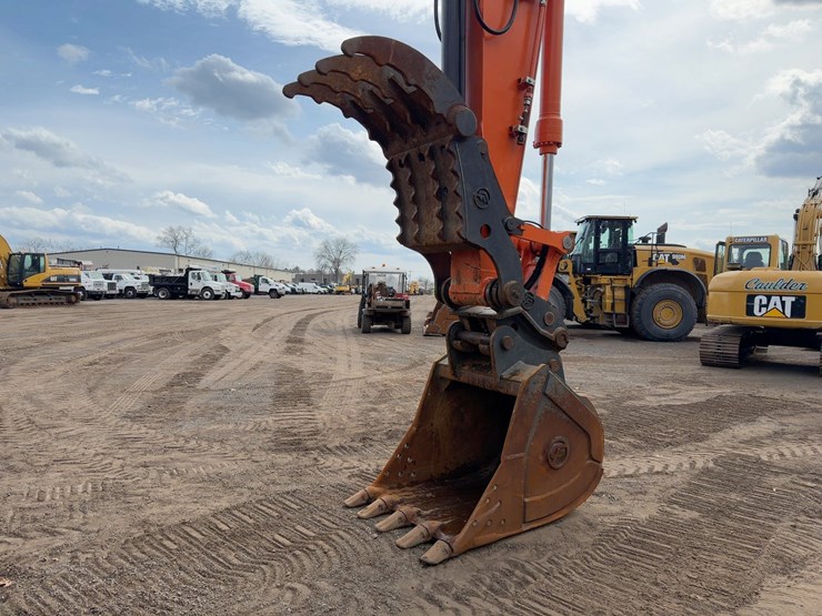 2018-hitachi-zx250-lc-6n-----image-9