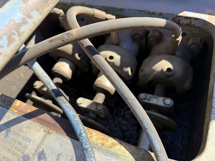 2006-caterpillar-c18-image-19