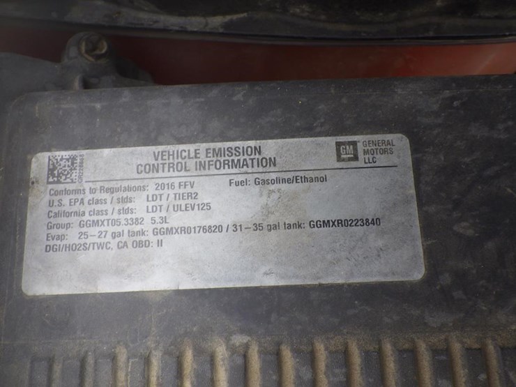 2016-chevrolet-tahoe-image-12