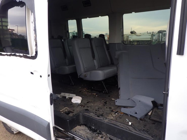 2018-ford-transit-image-8