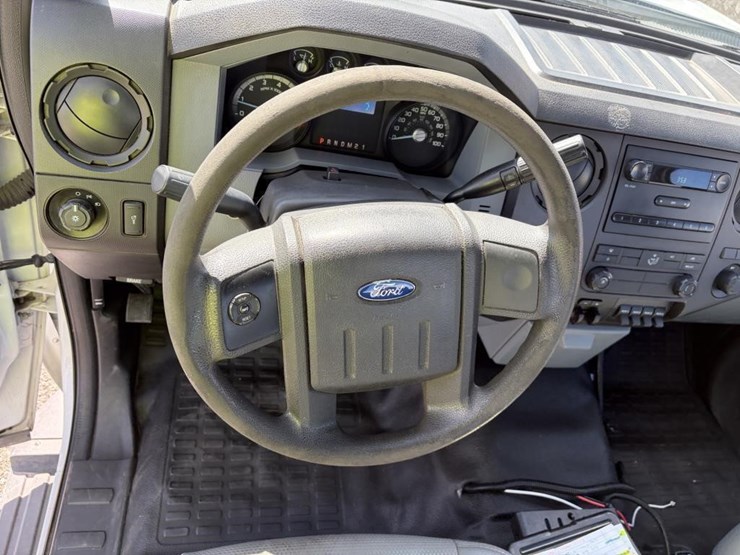 2013-ford-f250-sd-image-11