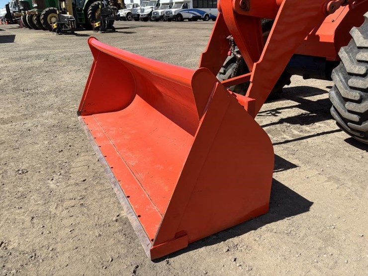 1999-kubota-r520-image-9