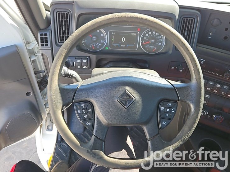 2018-international-lt-image-32