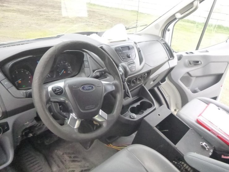 2017-ford-transit-image-8