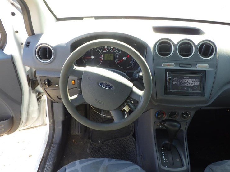 2013-ford-transit-connect-image-10