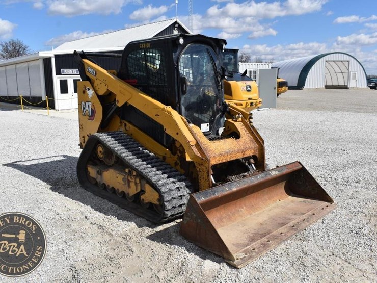 2020-caterpillar-289d3-image-21
