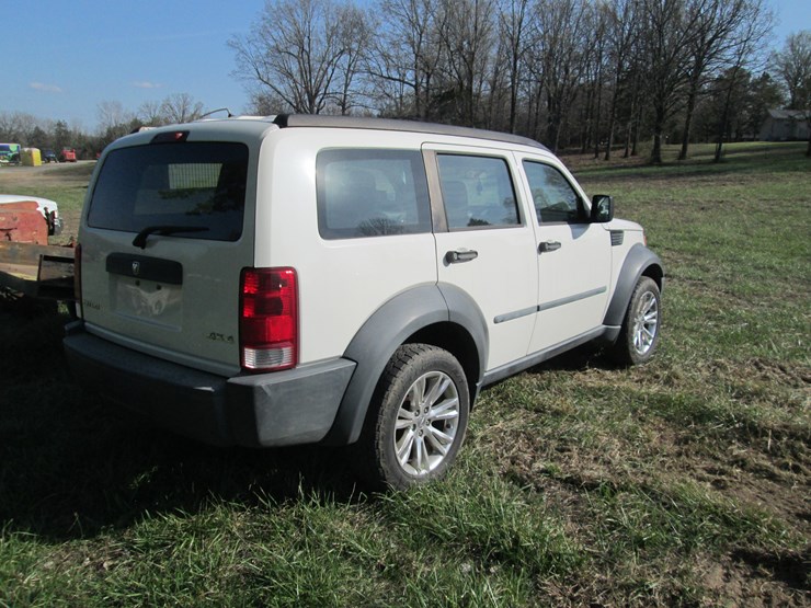2008-dodge-nitro-image-3