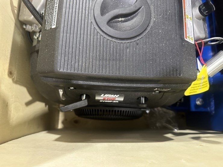 2025-wemax-ls37pro-37-ton-log-splitter-image-39