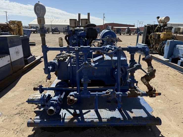 gardner-denver-tee-5k-wp-triplex-well-service-pump-p/b-detroit-6v71-240hp,-skidded-image-4