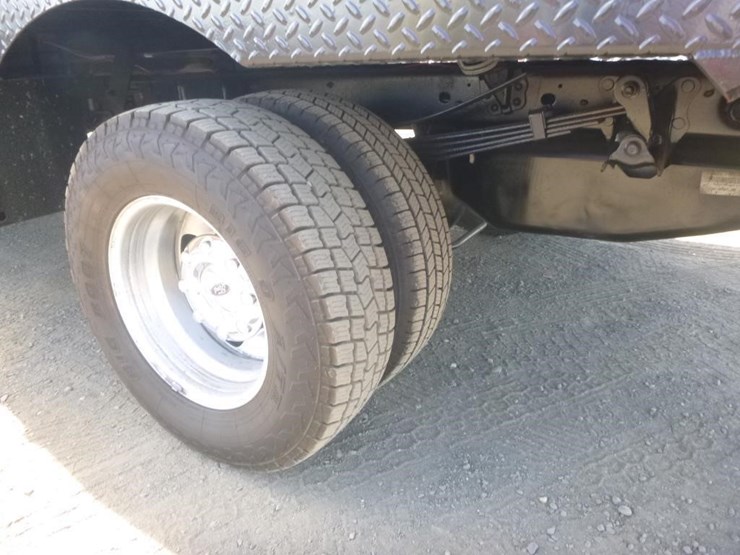 2020-ford-f350-image-19