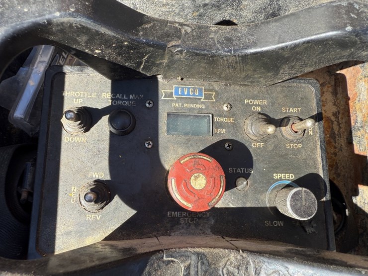 2006-evco-2.5-85-ton-power-swivel-mtd-on-2006-evco-15-t/a-gooseneck-trailer-image-15