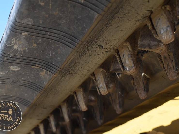 2017-caterpillar-259d-image-35