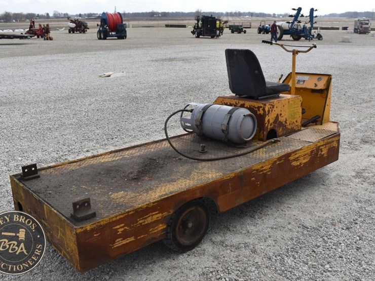 1996-united-tractor-2500bl-42652-image-10