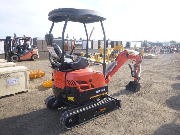 2026-tpm-18hs-hydraulic-excavator-image-3