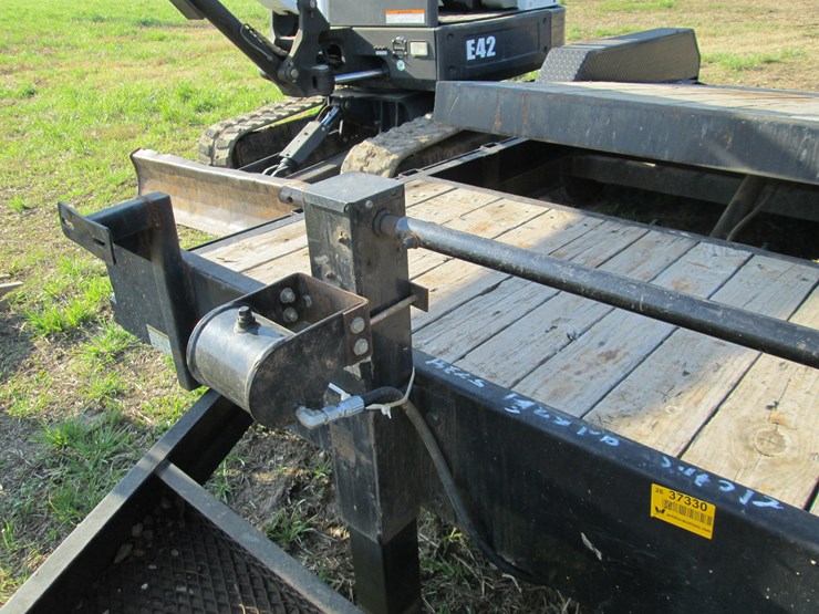 #37330-•-big-tex-20'8"-t/a-steel-pintle-hitch-tilt-bed-trailer-image-14