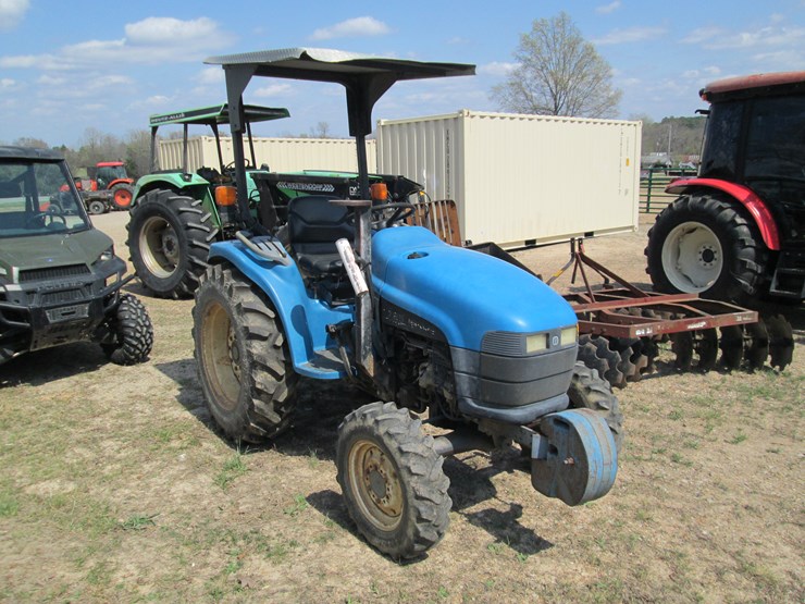 new-holland-1725-image-2