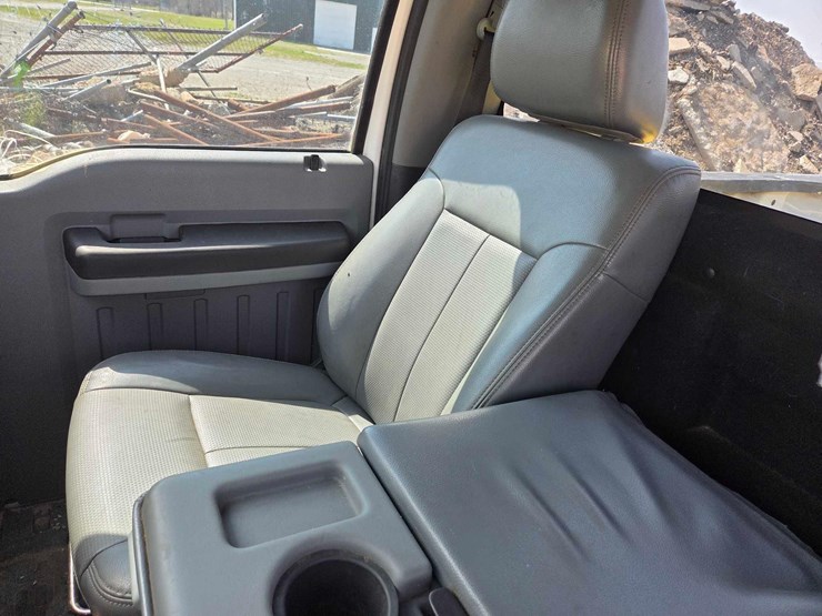 2012-ford-f250-image-13