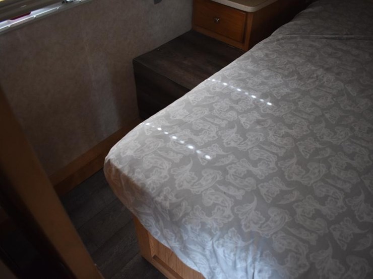 2008-forest-river-rockwood-8318ss-42661-image-49