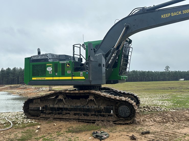 2025-deere-2654g-image-4