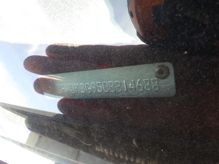 2013-ford-edge-image-15