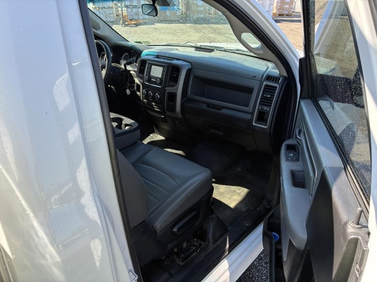 2016-ram-2500-hd-image-7