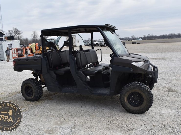 2019-polaris-ranger-crew-image-15