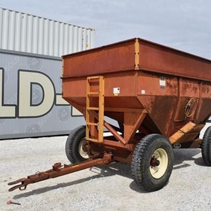 2021 KOMATSU WA380-8