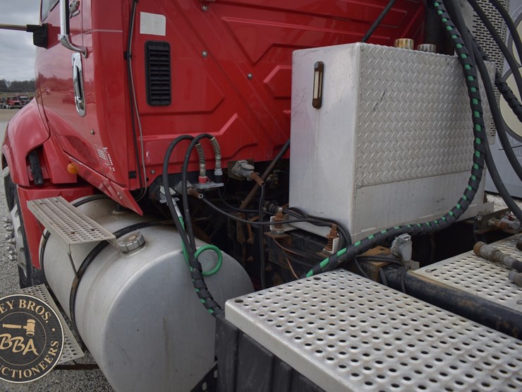 2008-international-prostar-image-18