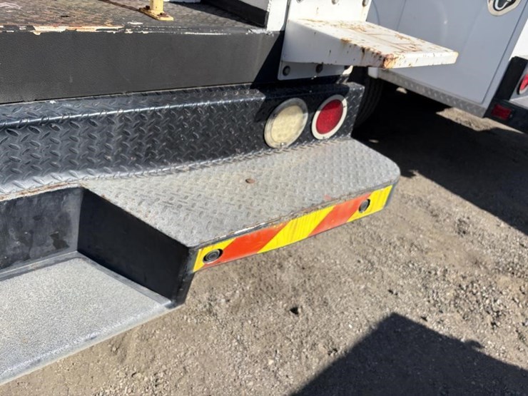 2015-chevrolet-2500-image-30