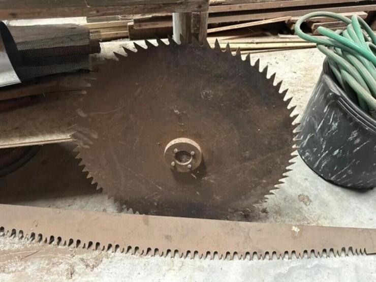 vintage-2-man-saw-image-1