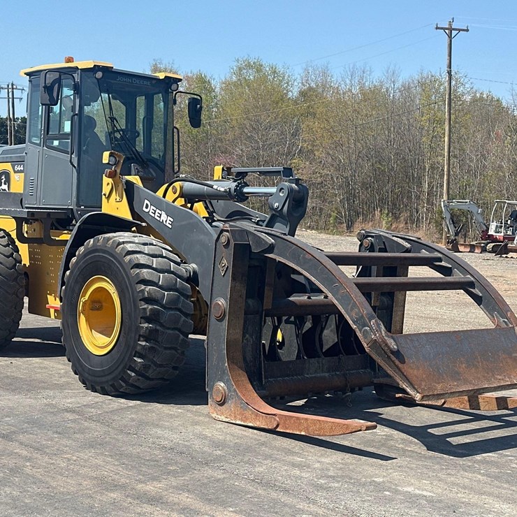 2022 JOHN DEERE 644