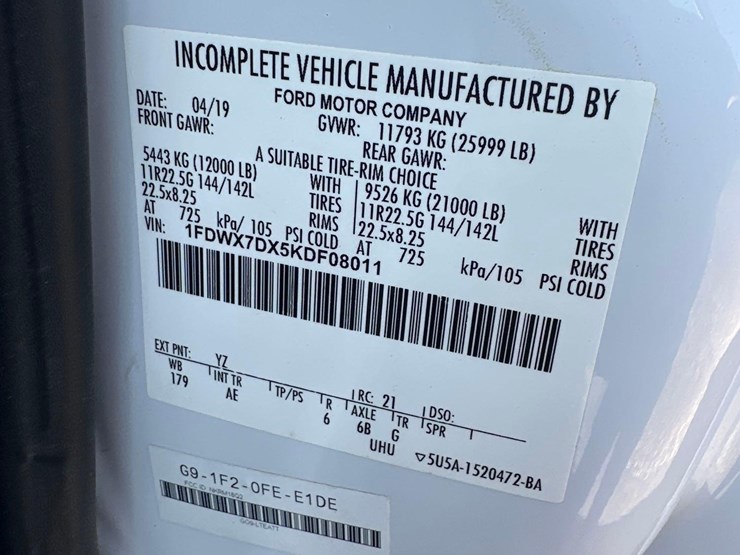 2019-ford-f750-image-33