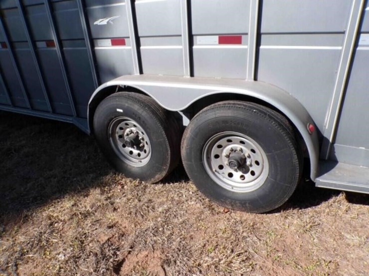 2008-titan-trailer-image-21