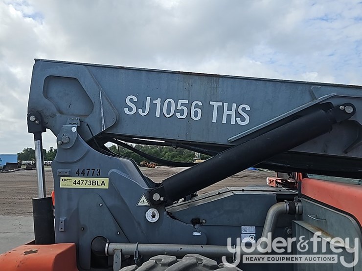 2017-skyjack-sj1056th-image-10