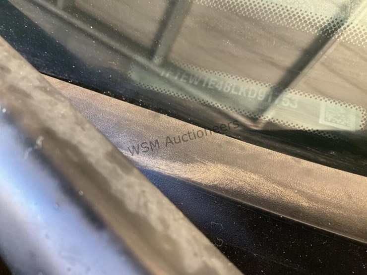 2020-ford-f150-image-14