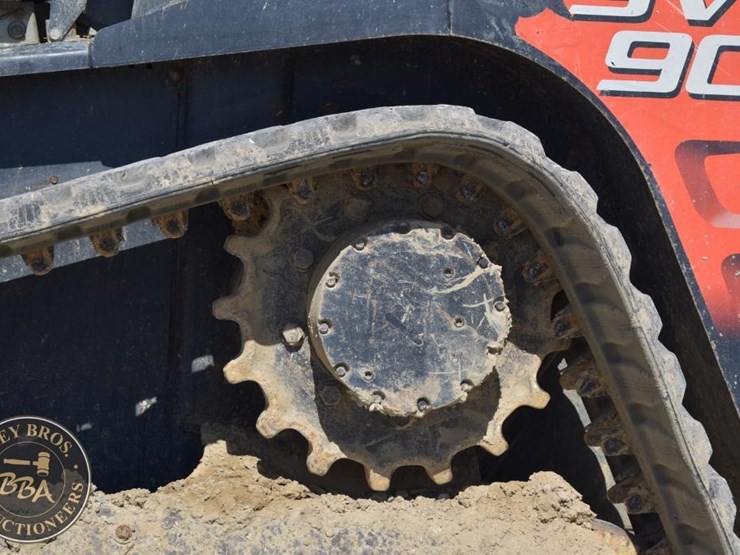 kubota-svl90-2-image-29