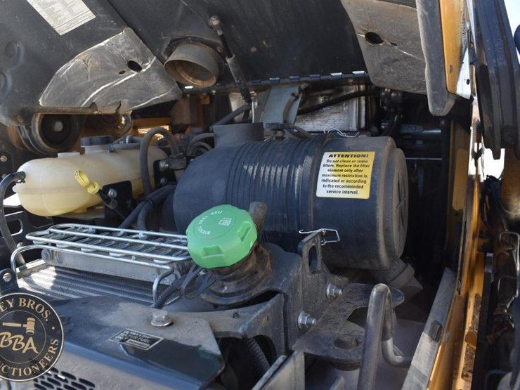 2023-deere-333g-image-47