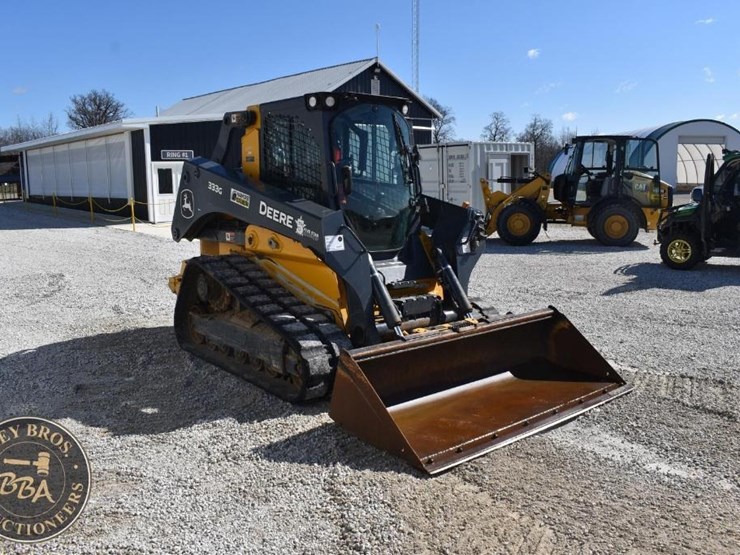 2023-deere-333g-image-24