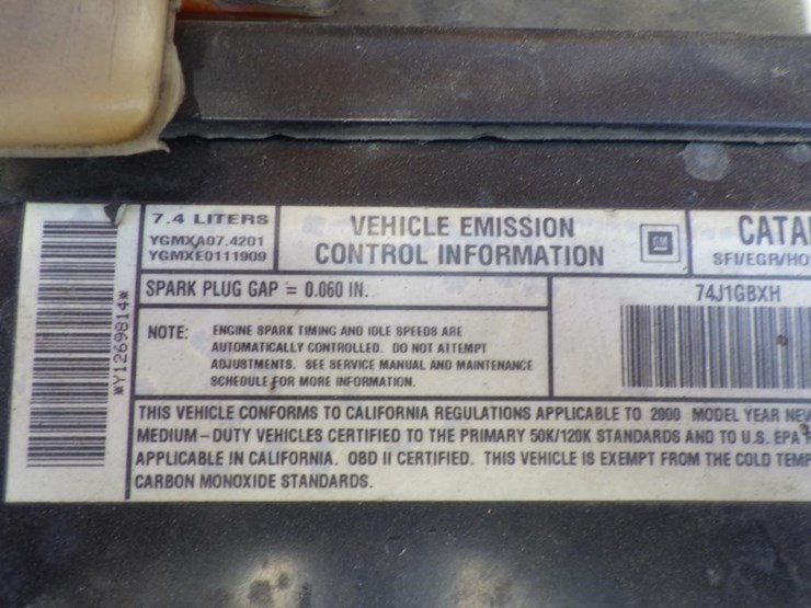 2000-gmc-safari-image-12