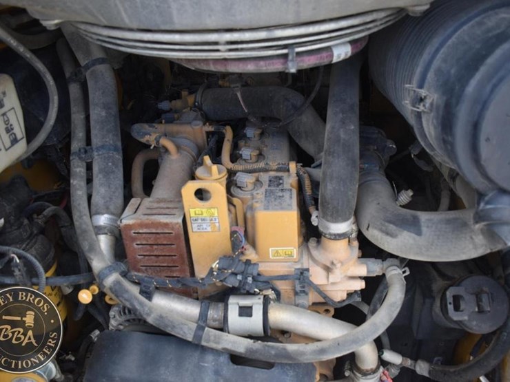 2020-caterpillar-289d3-image-43