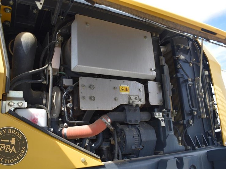 2019-komatsu-wa320-8-image-60