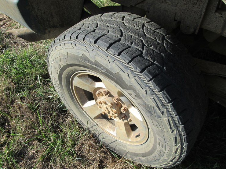 2006-dodge-3500-image-11