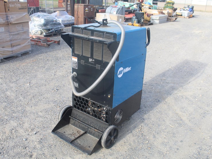 #8048-•-miller-sycrowave-250-dx-welding-machine-image-4