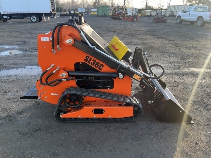 2026-sdlool-sl36c-mini-compact-track-loader-image-3