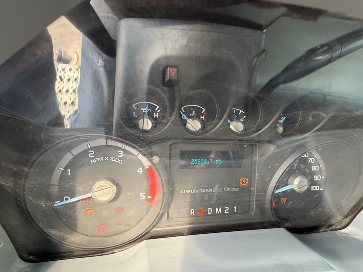 2019-ford-f750-image-6