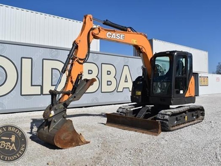 2022-case-cx75csr-image-4