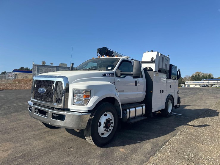 2019-ford-f750-image-7