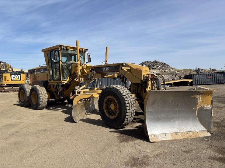 2006-caterpillar-143h-image-2