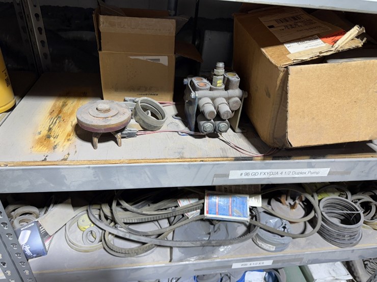 6-shelve-section-of-gd-fxydja-duplex-pump-&-national-pump-parts-image-6