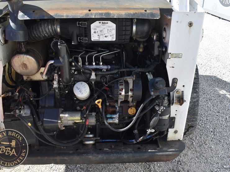 2016-bobcat-t650-image-45
